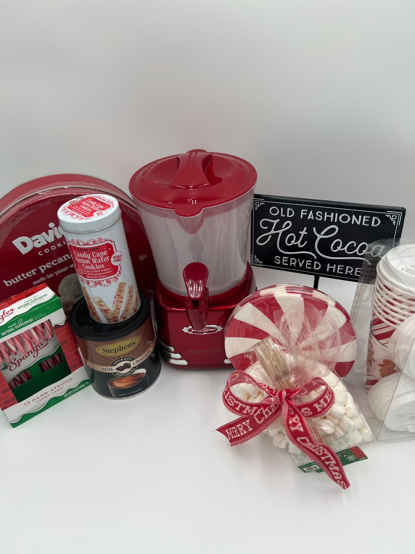 Holiday Hot Cocoa Basket